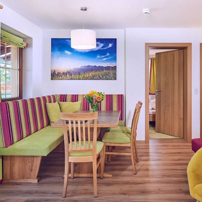 Gemütliche Sitzecke mit Liebe zum Detail